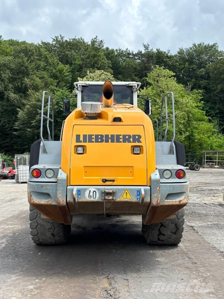 Liebherr L 576 Utovarivači na točkove
