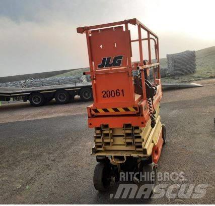JLG 2032 ES Makazaste platforme