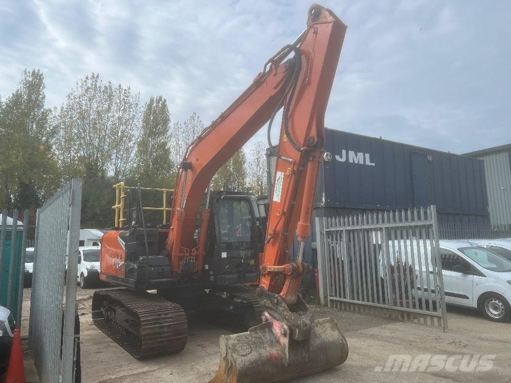 Hitachi zx130-7 Bageri guseničari