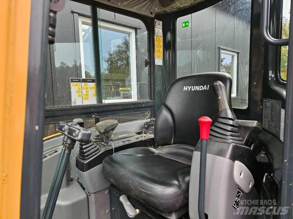 Hyundai Robex 25-9 Mini bageri < 7t
