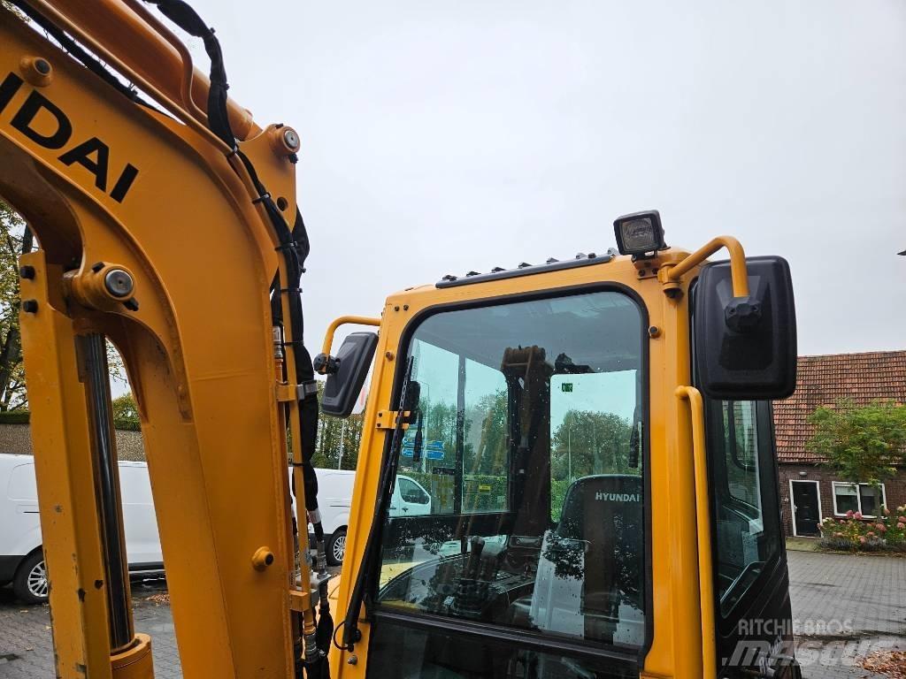 Hyundai Robex 25-9 Mini bageri < 7t