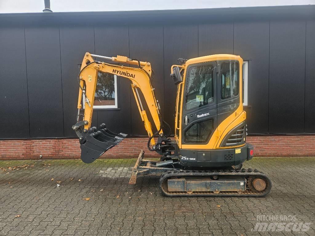 Hyundai Robex 25-9 Mini bageri < 7t