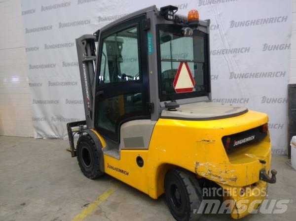 Jungheinrich DFG 430 Dizelski viljuškari