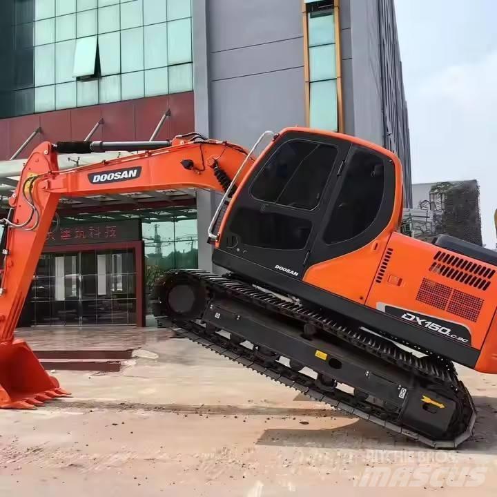 Doosan DX150 Bageri guseničari