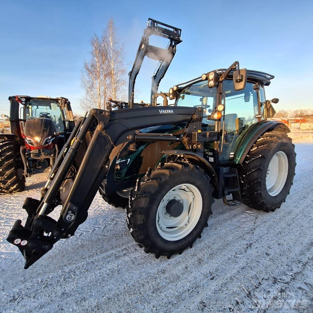 Valtra A114 MH4+L Traktori