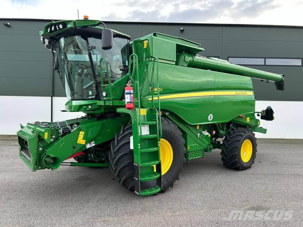 John Deere T 560 i Kombajni