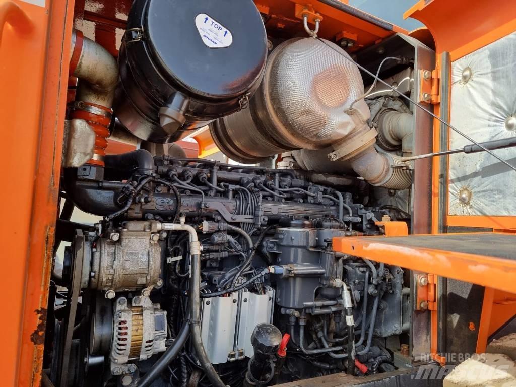 Doosan DL 300-5 Utovarivači na točkove