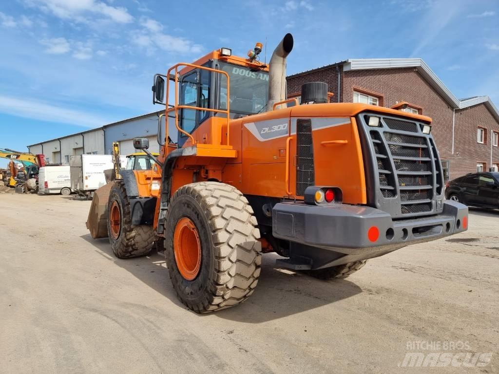 Doosan DL 300-5 Utovarivači na točkove