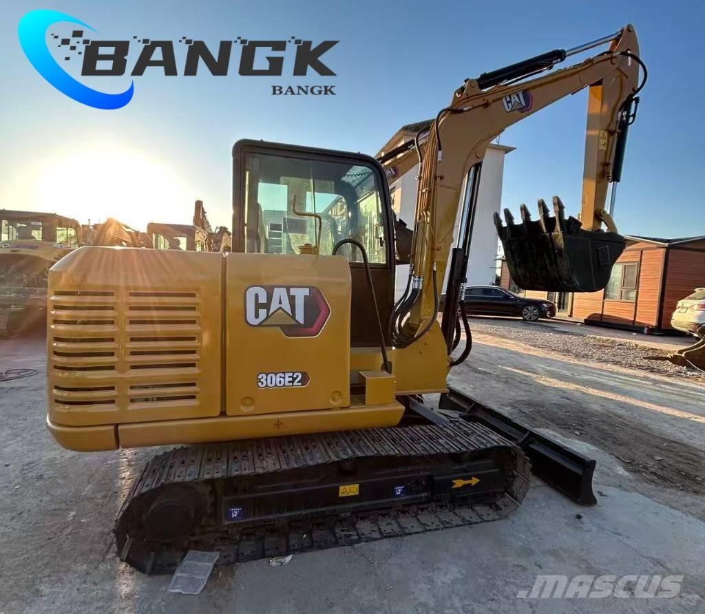 CAT 306E2 Bageri guseničari