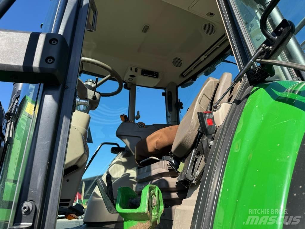 John Deere 6155M Traktori