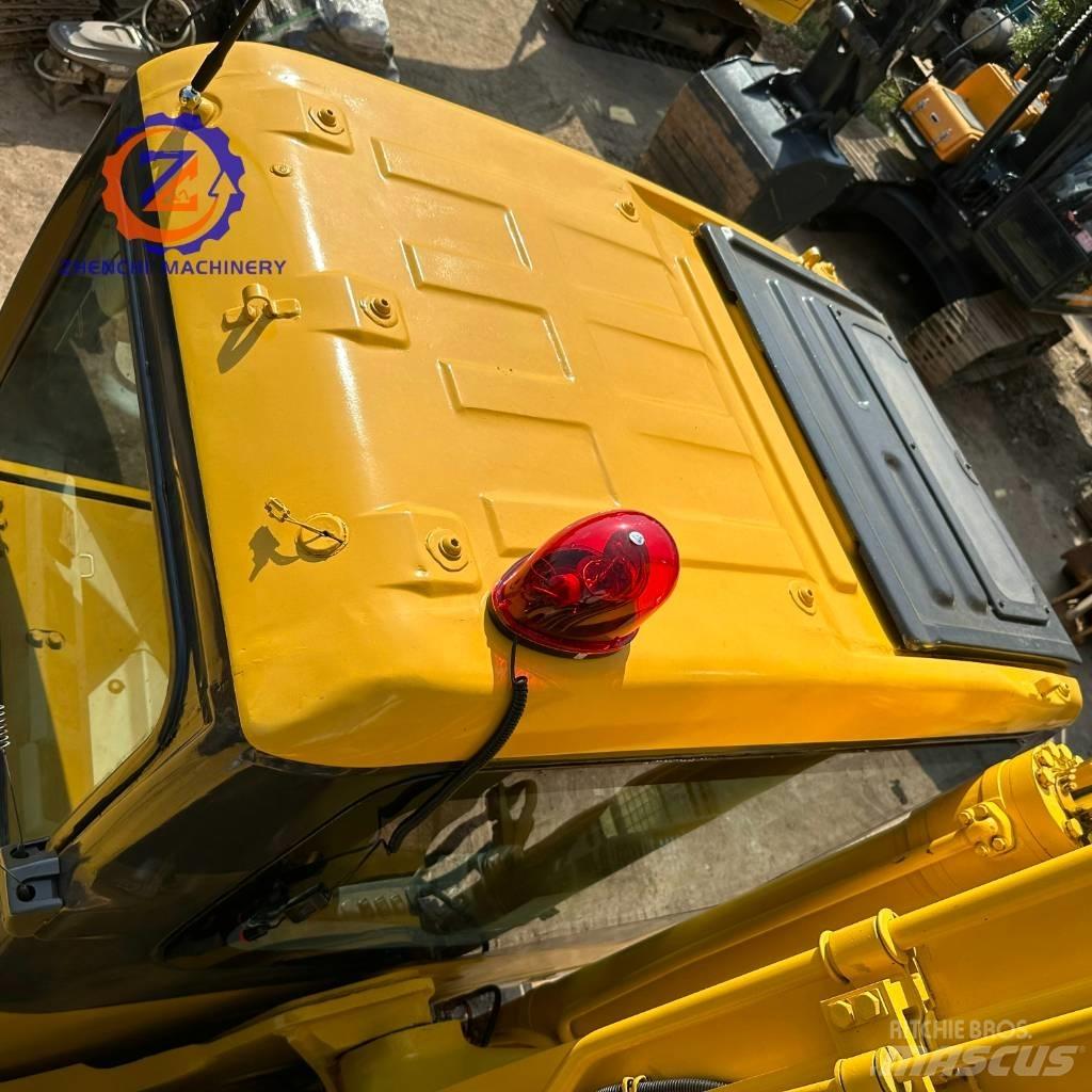 Komatsu PC 200 Bageri guseničari