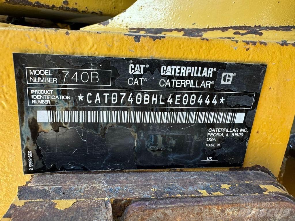 CAT 740B Zglobni damperi