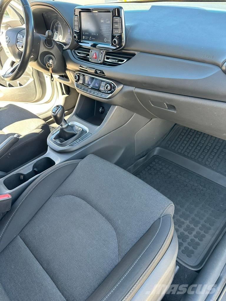 Hyundai I30 Automobili