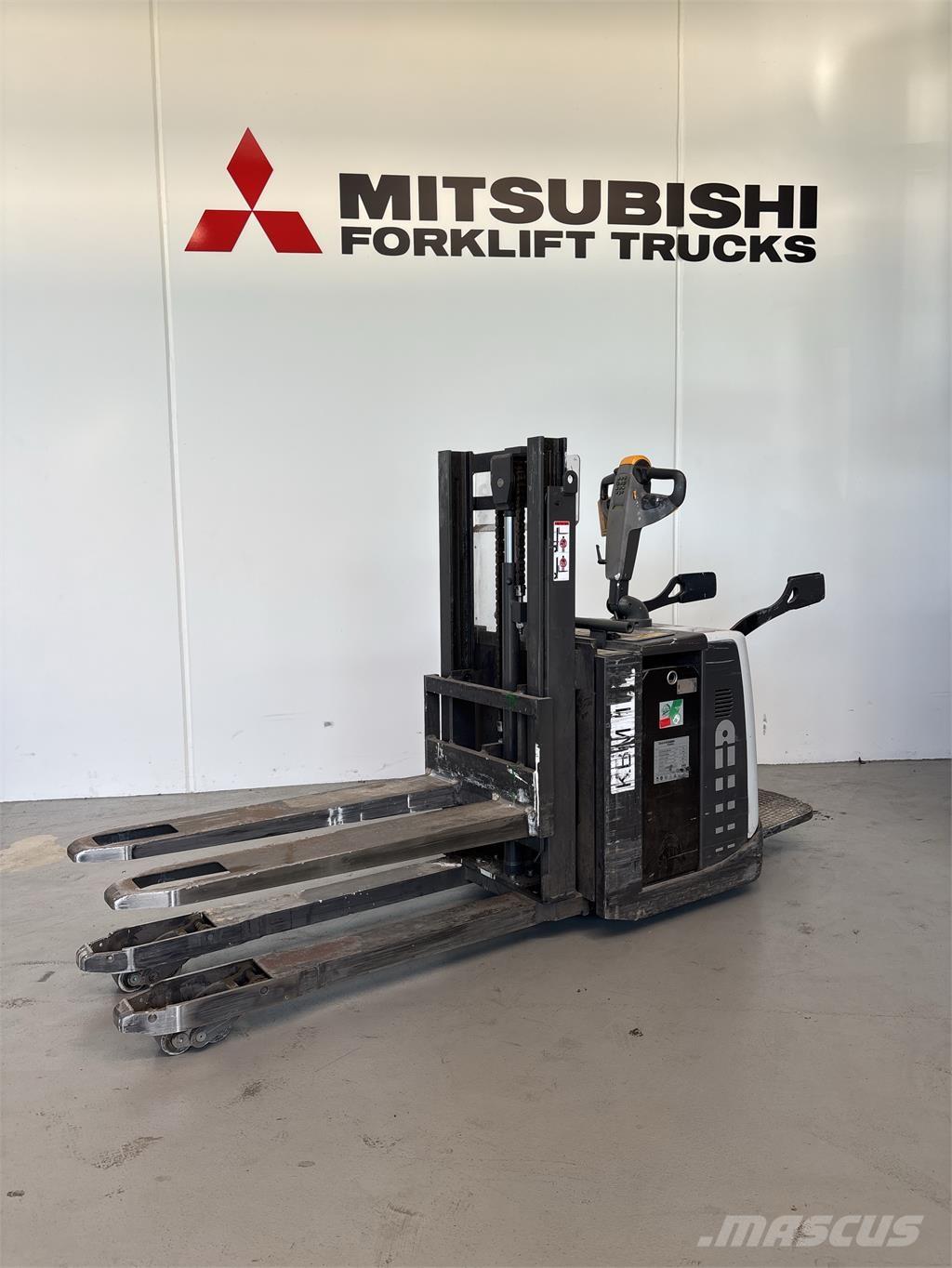 UniCarriers PDP200 Samopogonski ručni viljuškari