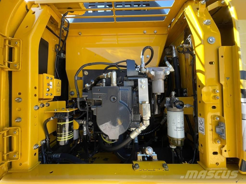 Komatsu HB215LC-2 Bageri guseničari