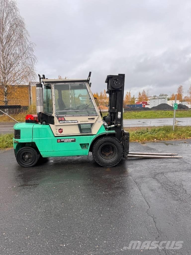 Mitsubishi FD 45 Dizelski viljuškari