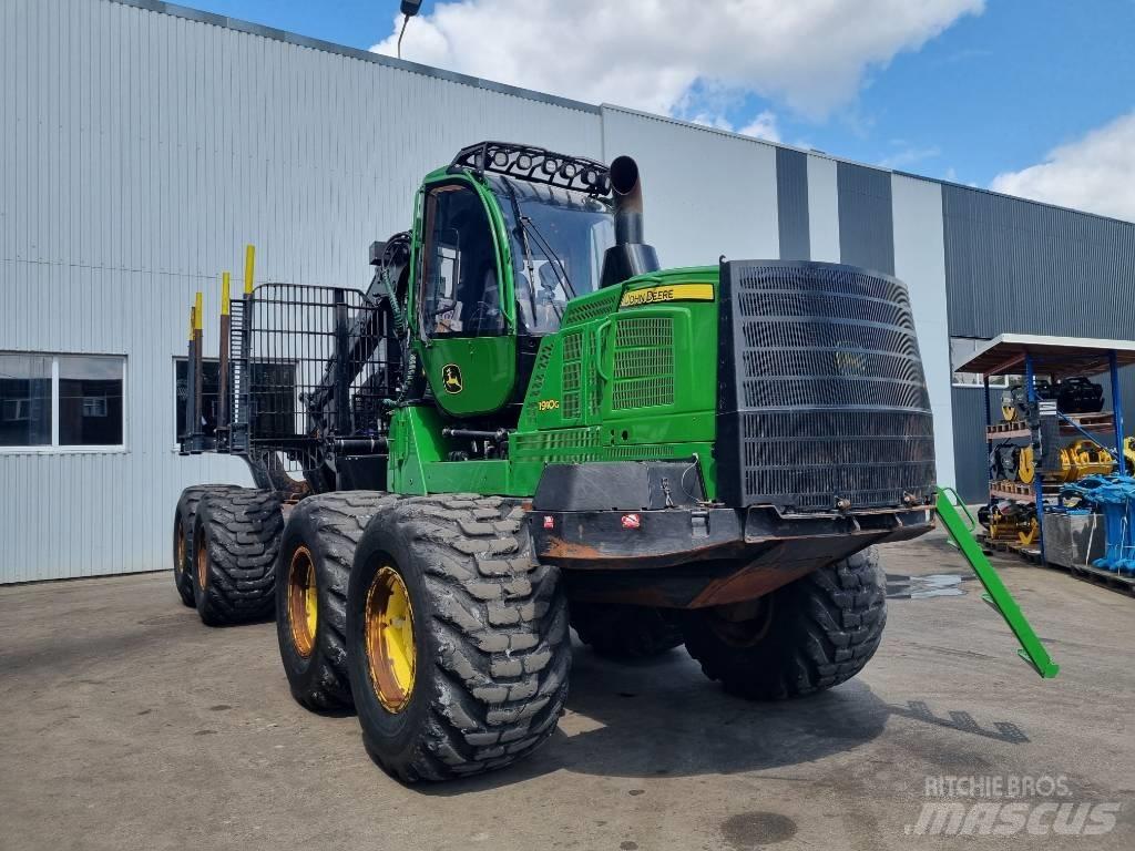 John Deere 1910 G Forvarderi
