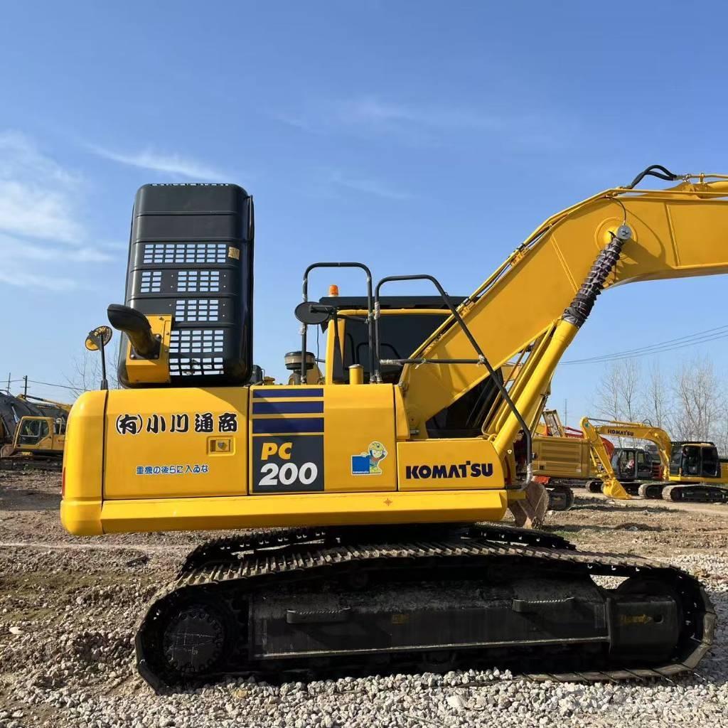 Komatsu PC 200 Bageri guseničari