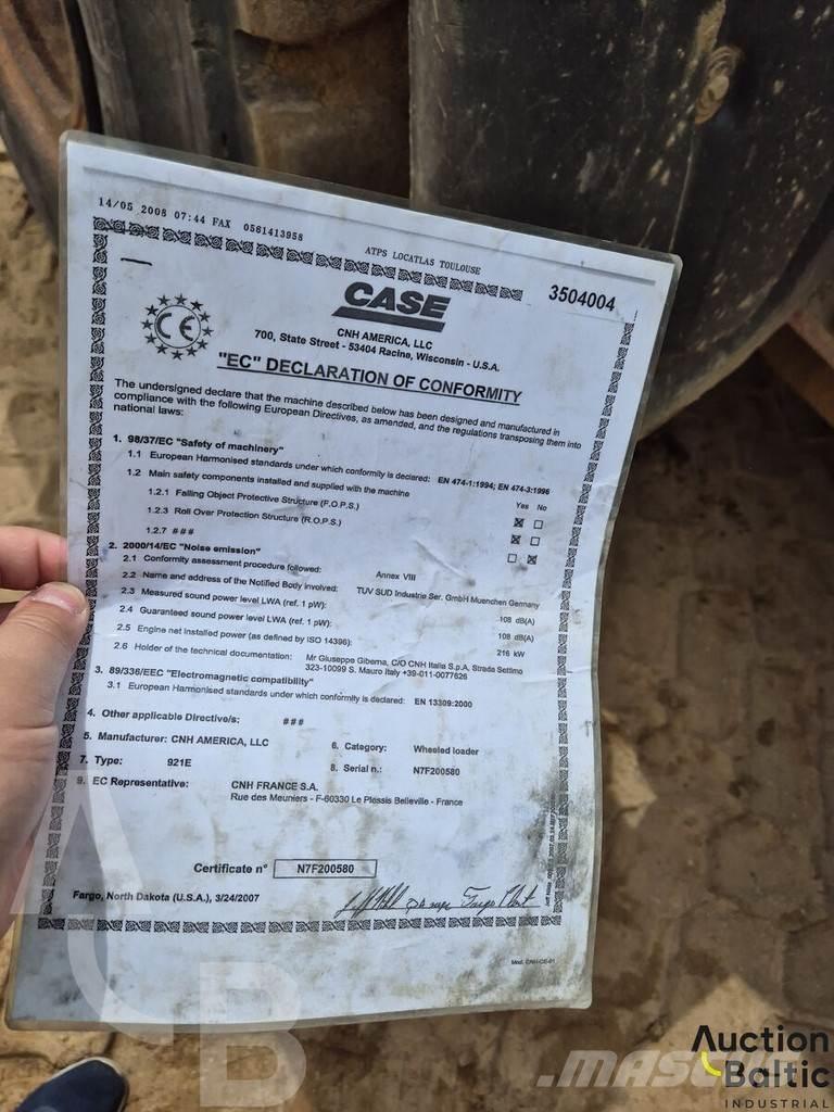 CASE 921 E Utovarivači na točkove