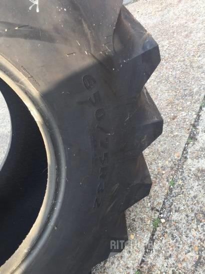 Goodyear 650/75R32 Gume, točkovi i felne