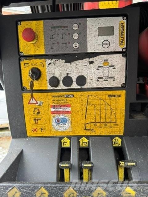MAN TGS 33.460 Kamioni sa kranom