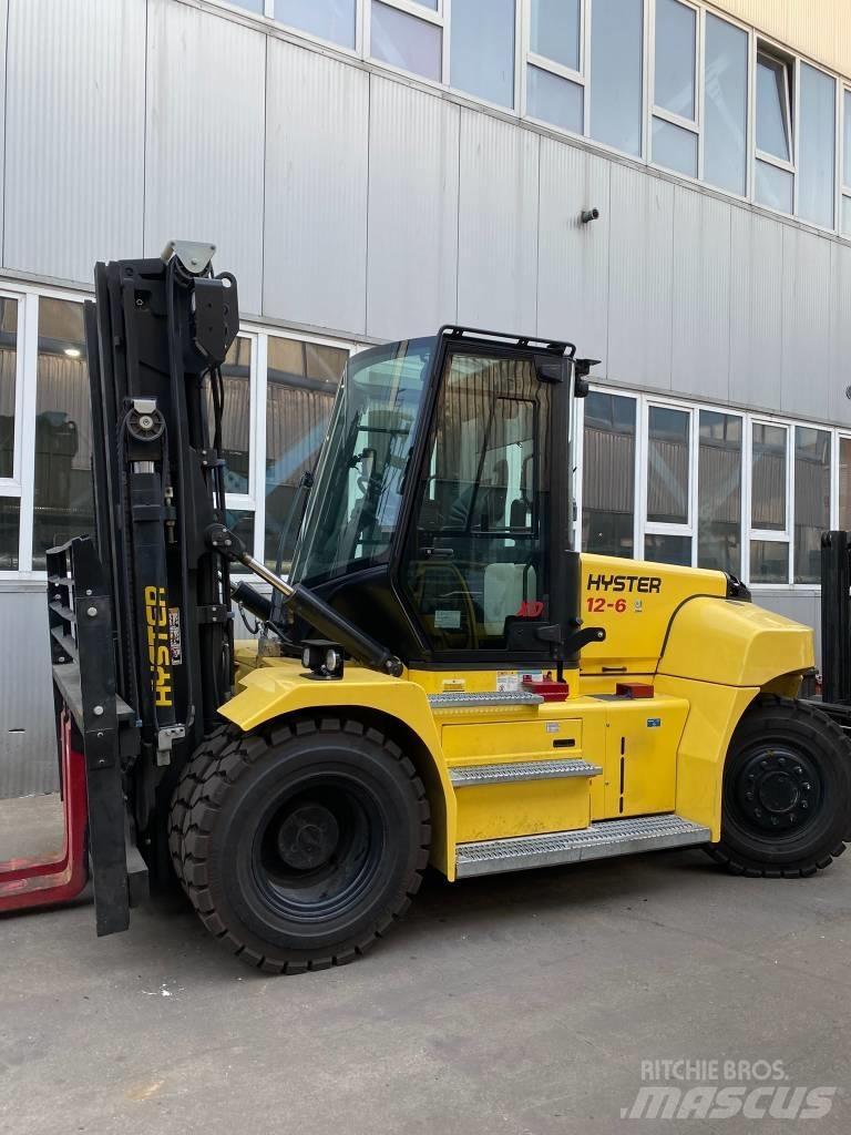 Hyster H12XD6 Dizelski viljuškari