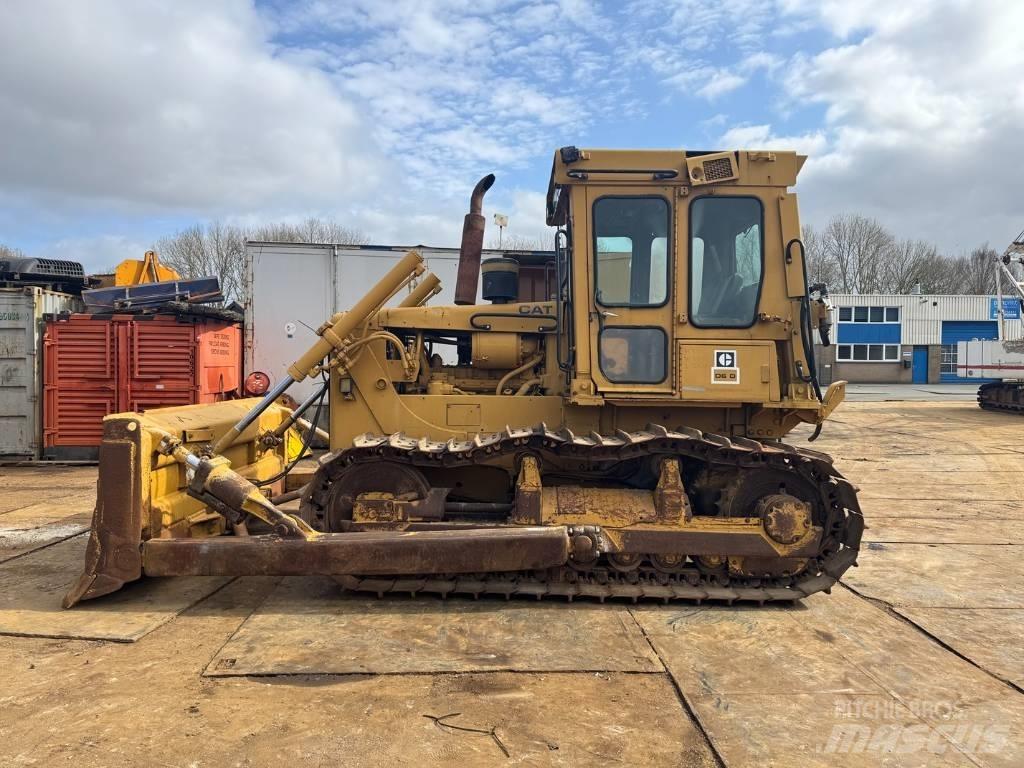 CAT D 6 D Buldožeri guseničari