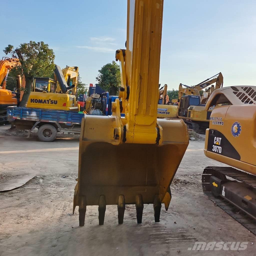 Komatsu PC 200-8 Bageri guseničari
