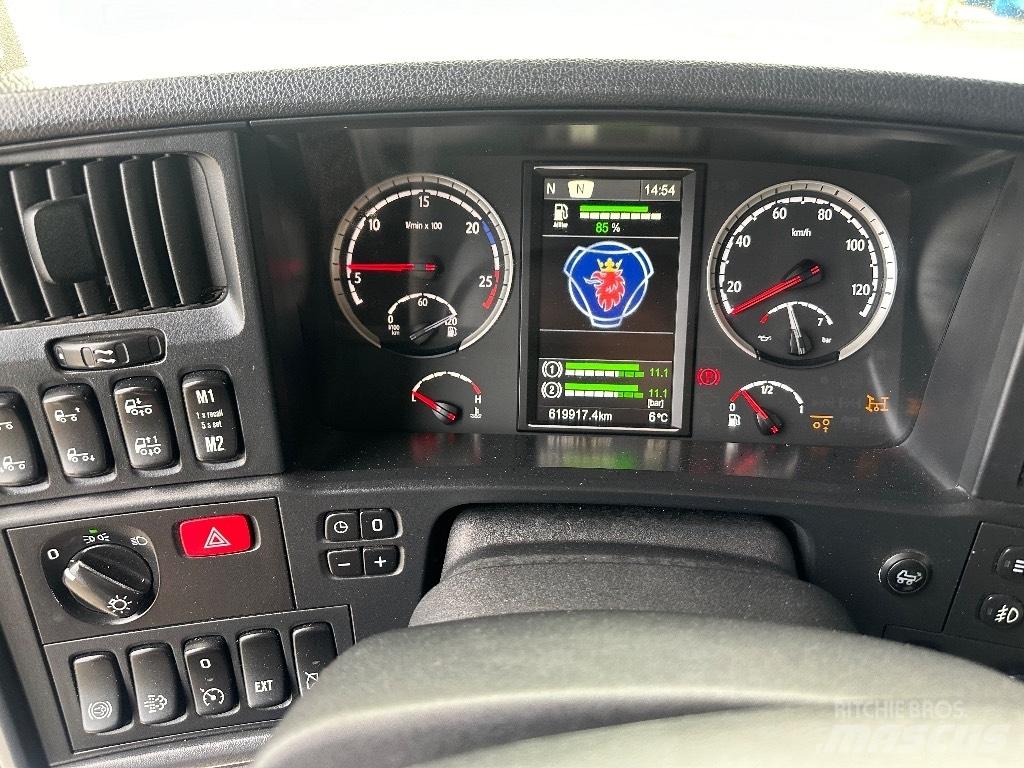 Scania R 450 6x2*4 Rol kiper kamioni sa kukom za podizanje tereta