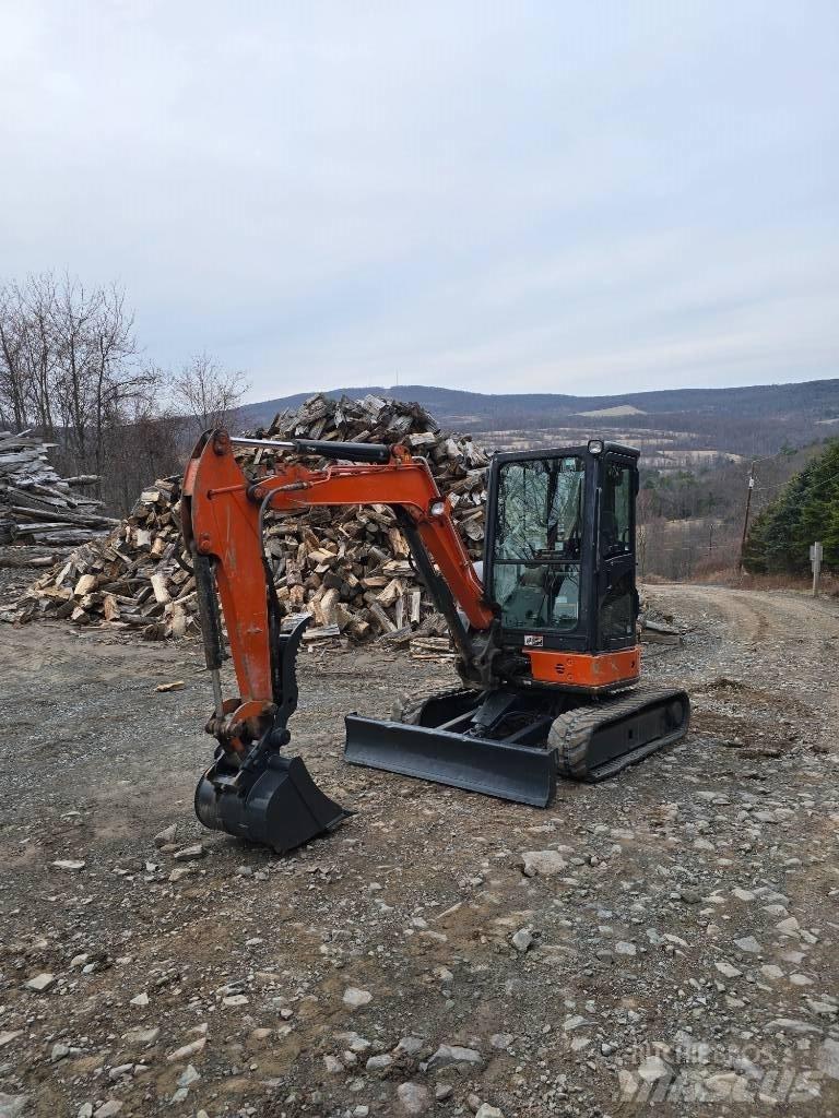 Hitachi ZX35 Mini bageri < 7t