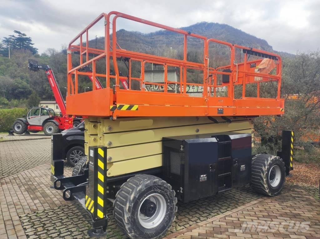 JLG 430 LRT Jarbolne penjajuće platforme