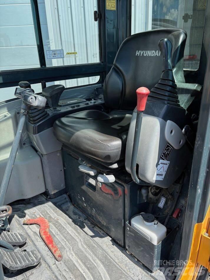 Hyundai R25Z-9 AK Mini bageri < 7t