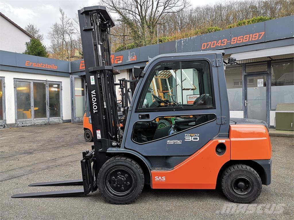 Toyota 02-8FDF30 Dizelski viljuškari