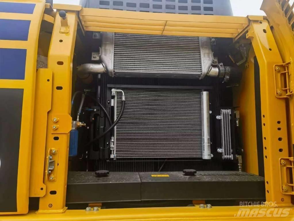 Komatsu PC 210 Bageri guseničari