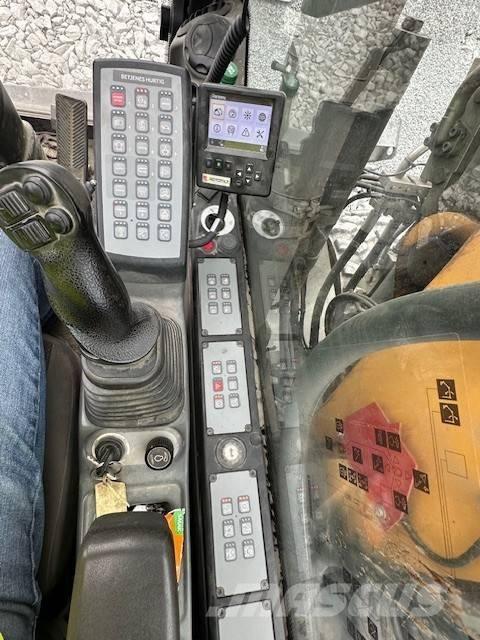 Liebherr A 916 Bageri točkaši