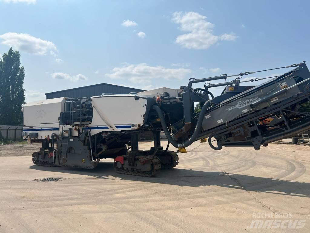 Wirtgen W 220 Freze za asfalt