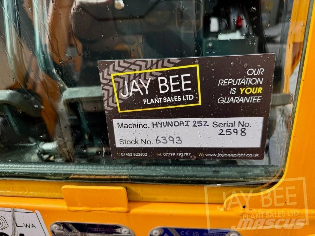 Hyundai R25Z-9 AK Mini bageri < 7t
