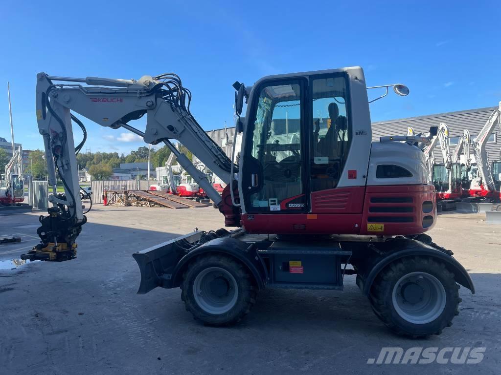 Takeuchi TB 295W Bageri točkaši