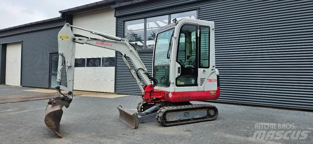 Takeuchi TB016 Mini bageri < 7t