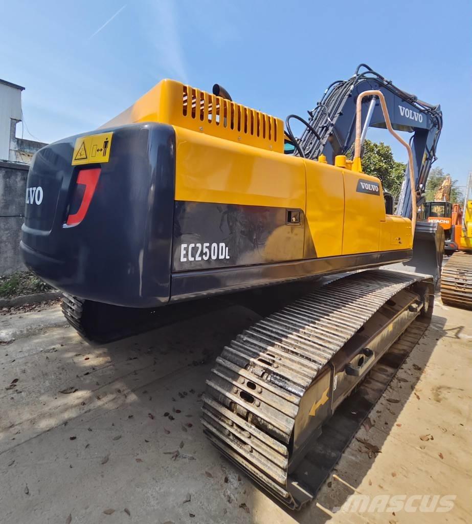 Volvo EX250DL Bageri guseničari