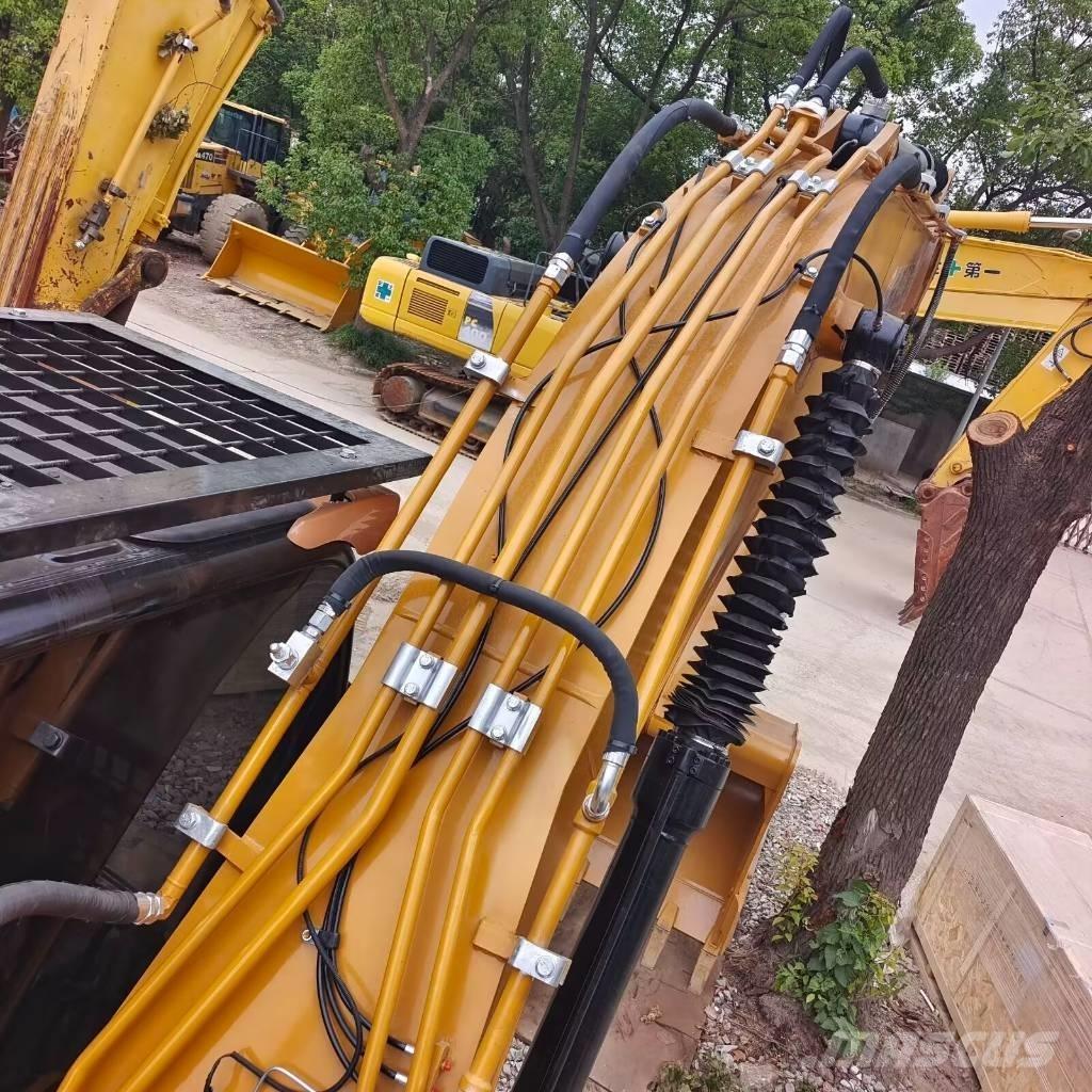 CAT 320 D2L Bageri guseničari