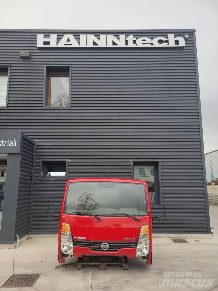 Nissan Cabstar Kabine i unutrašnjost