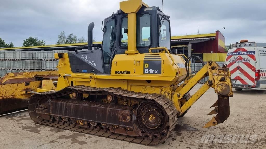 Komatsu D 61 EX-15 Buldožeri guseničari
