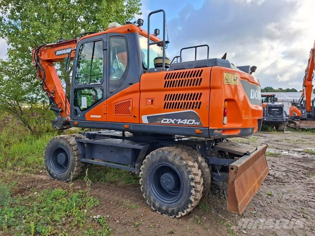 Doosan DX140W-5 Bageri točkaši