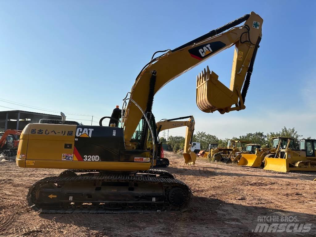 CAT 320 D L Bageri guseničari