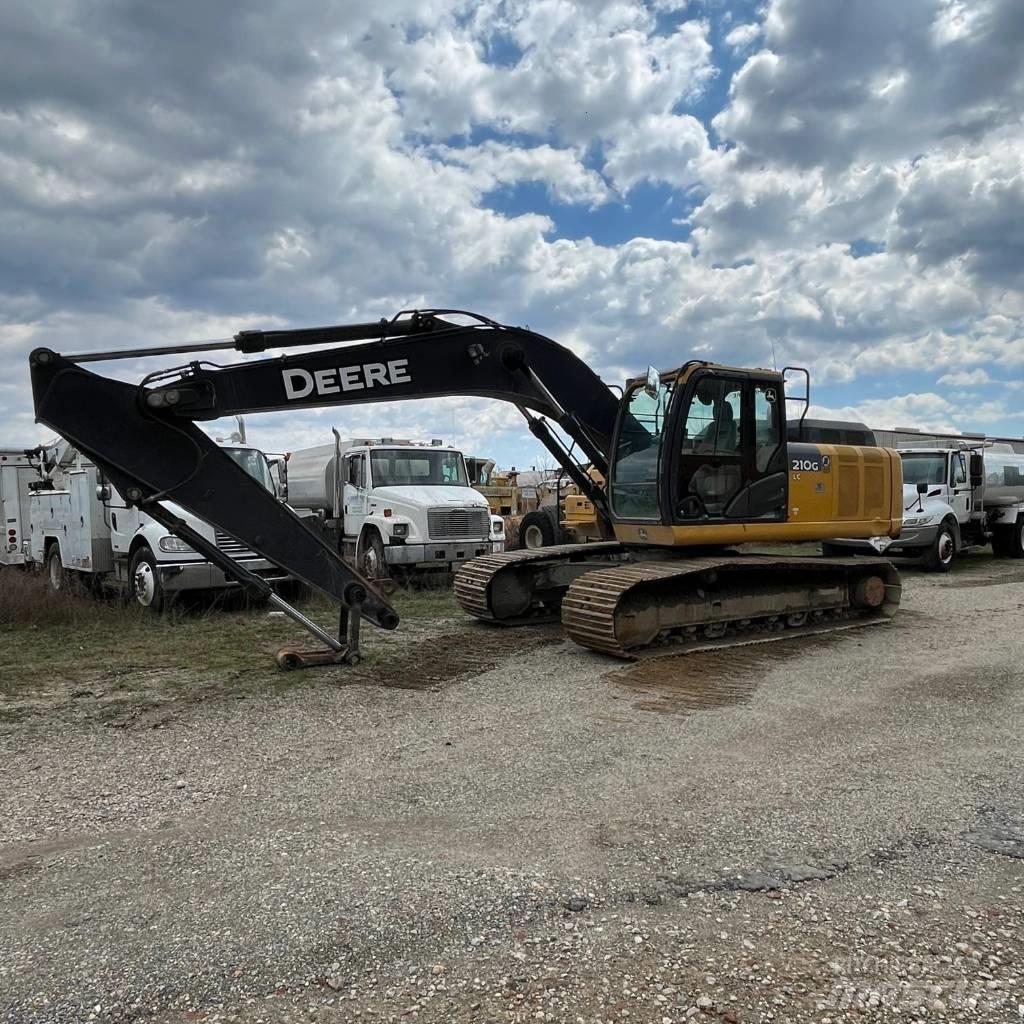 DEERE 210G Bageri guseničari
