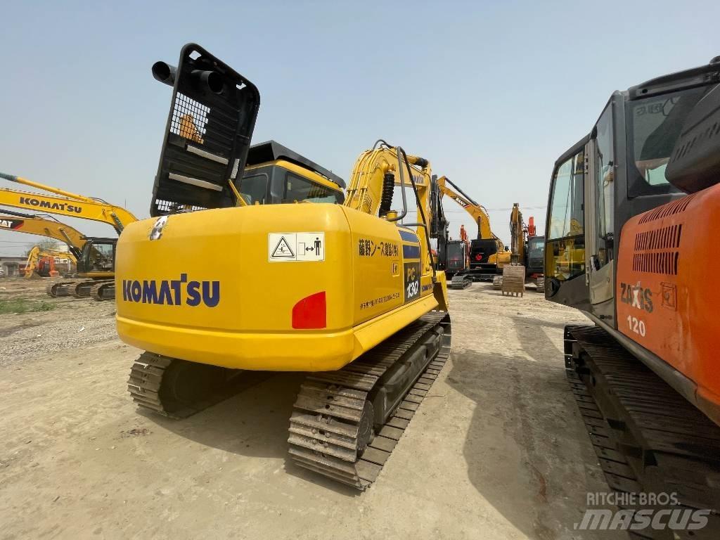 Komatsu PC 130 Bageri guseničari