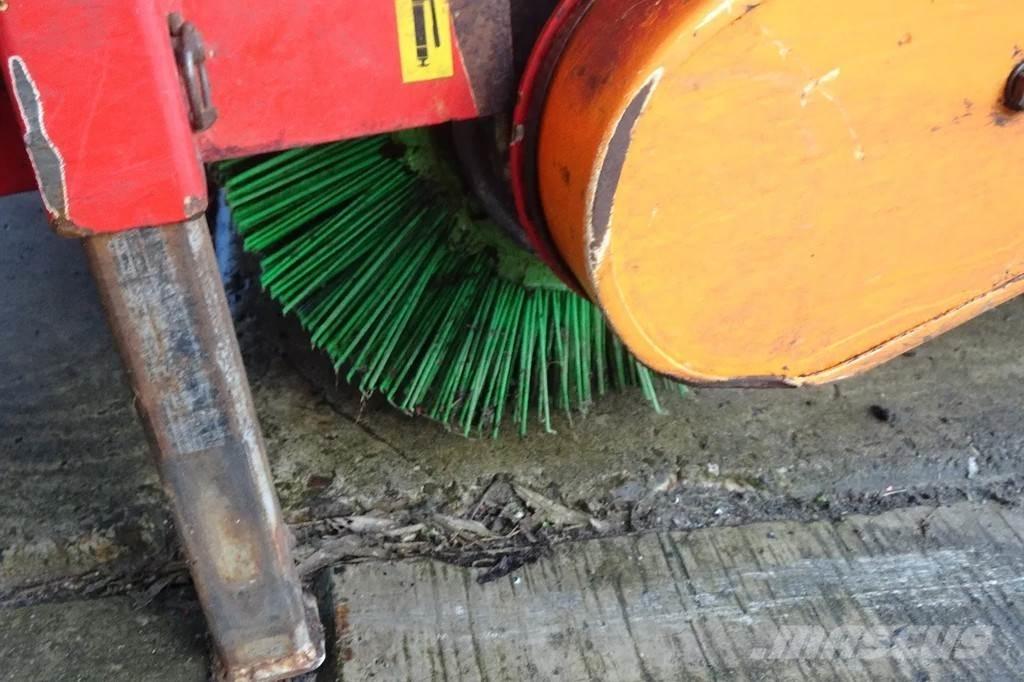 Dücker Veegmachine Polovni kamioni za čišćenje