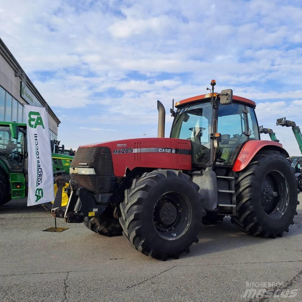 CASE MAGNUM  MX 285 Traktori
