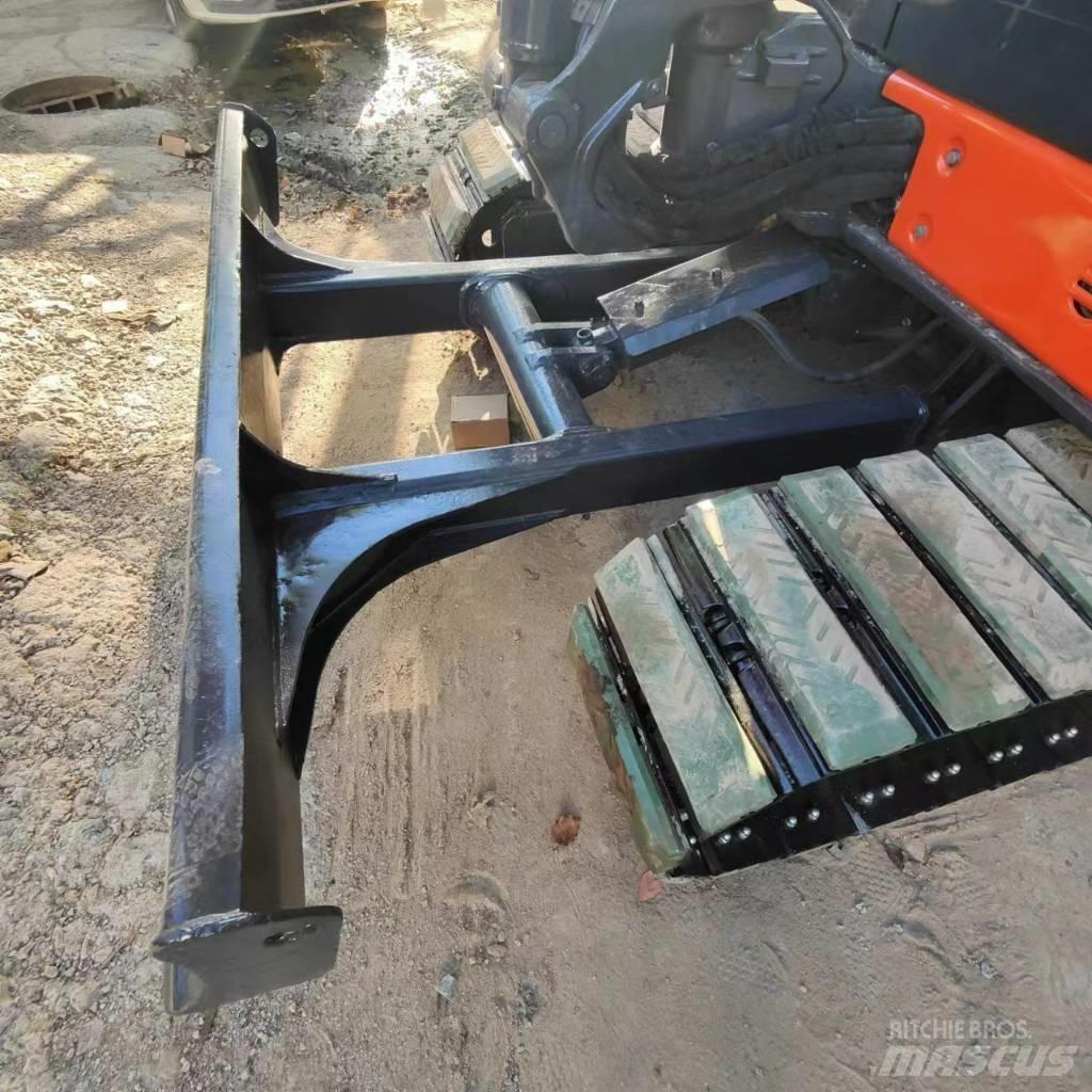 Hitachi ZX 50 U Mini bageri < 7t